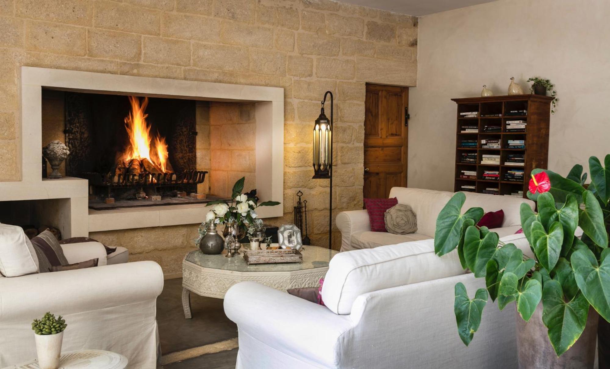 Collias Chambres D'Hotes La Maison De Leonie מראה חיצוני תמונה