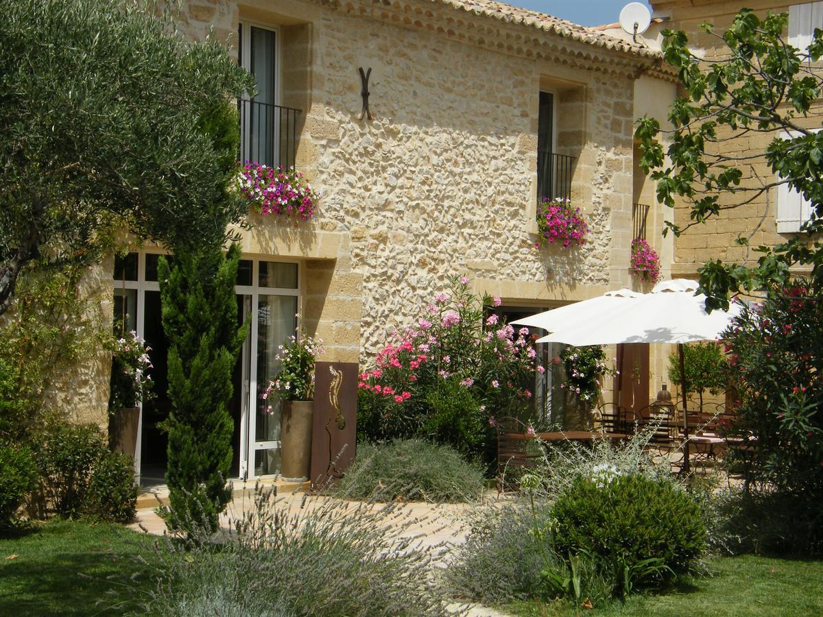 Collias Chambres D'Hotes La Maison De Leonie מראה חיצוני תמונה