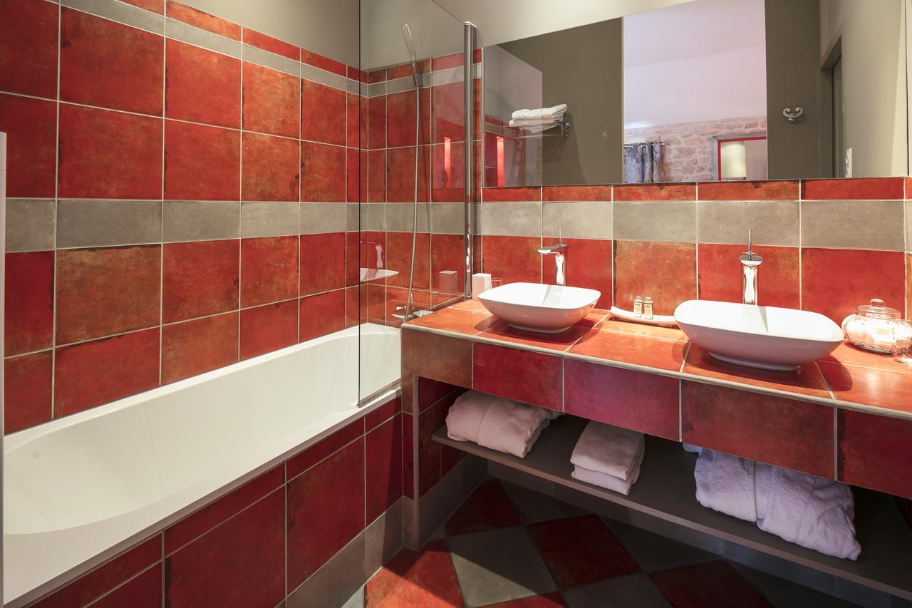 Collias Chambres D'Hotes La Maison De Leonie מראה חיצוני תמונה